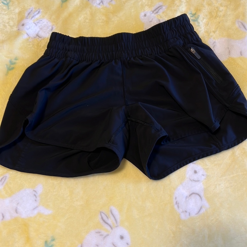 Track that shorts